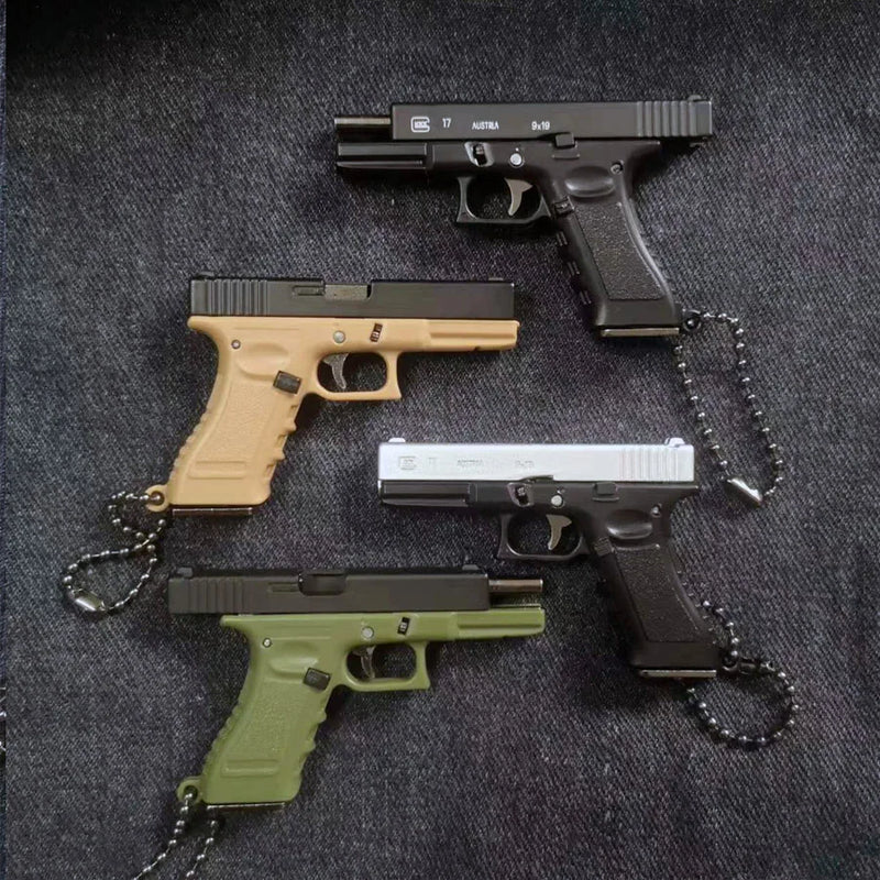 PUBG Jedi 1:3 Mini g17 Pistol Model Detachable Free Assembly Alloy Toy Gun Keychain Fidget Toy for Boy Collection Gift