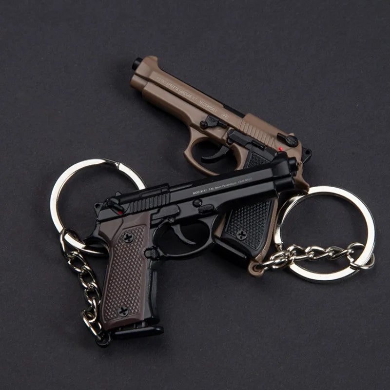 Alloy 1:4 92F Pistol Portable Toy Gun Model Detachable Keychain Fidget Toy for Boy Collection Adults Gift